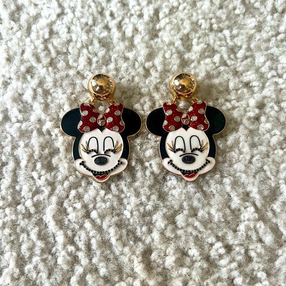 Minnie Mouse earrings